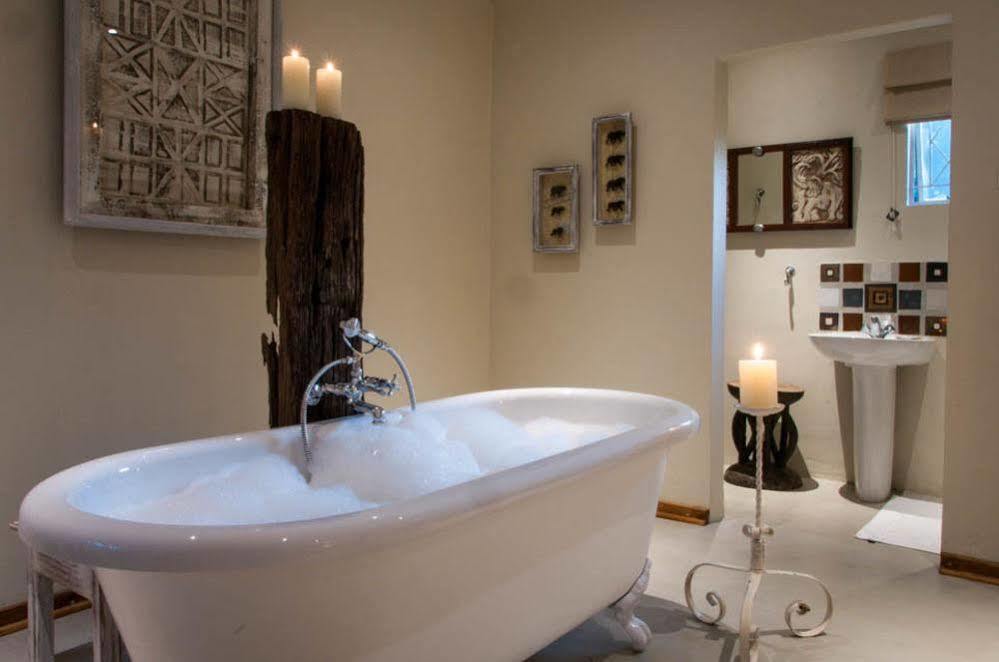 Bayete Guest Lodge Victoria Falls Eksteriør billede