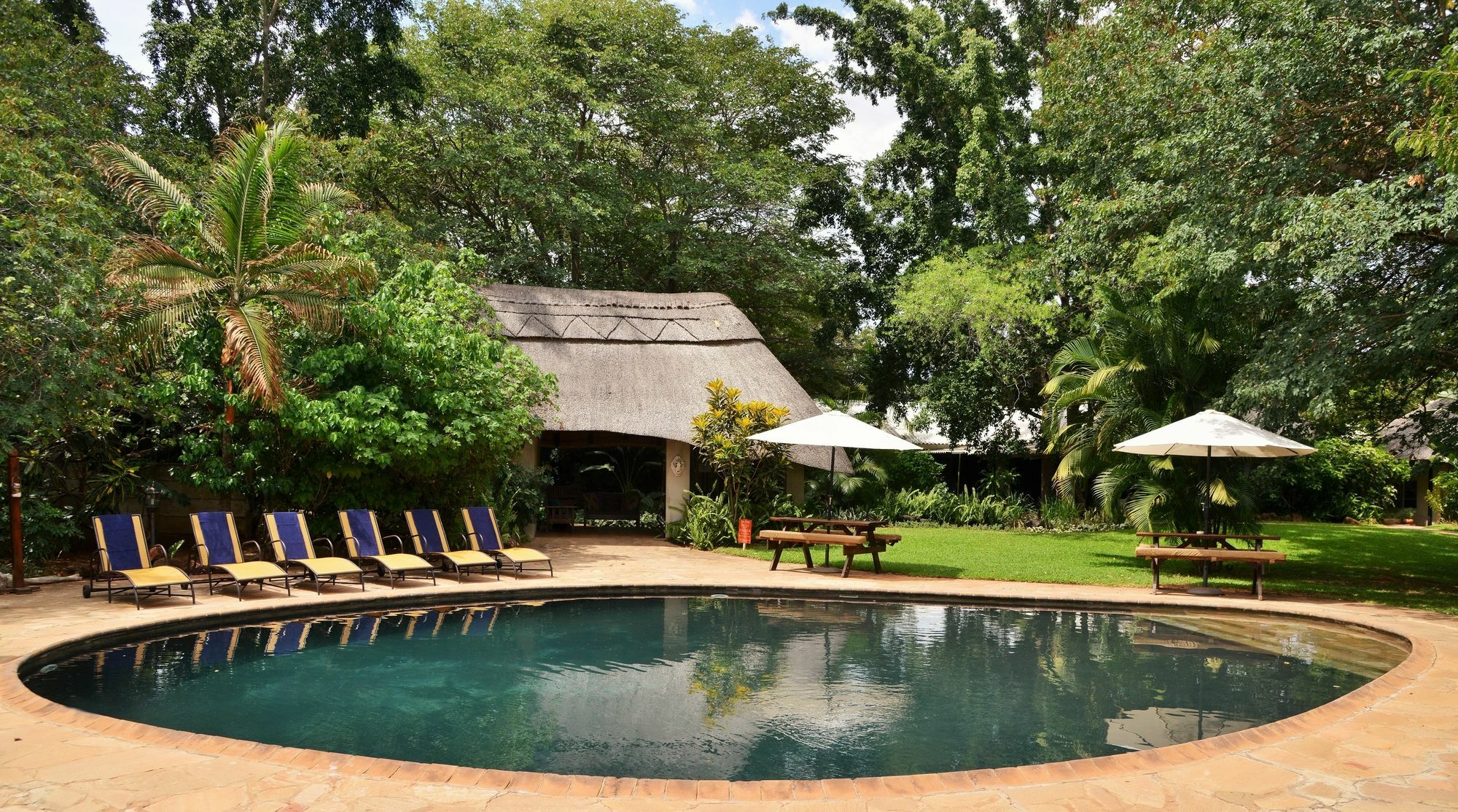Bayete Guest Lodge Victoria Falls Eksteriør billede